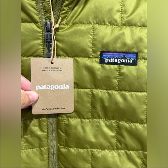 Patagonia Men’s Medium Nano Puff Insulated Vest Graze Green Puffer NWT Puffy - Picture 5 of 10